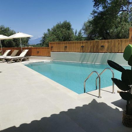 Galadriel Villa With Private Pool & Jacuzzi Kato Yerakarion Екстериор снимка