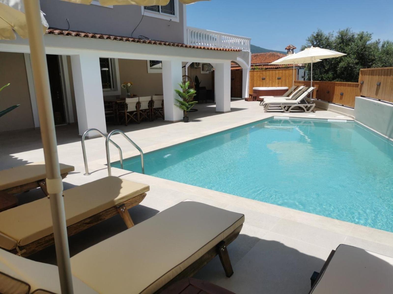 Galadriel Villa With Private Pool & Jacuzzi Kato Yerakarion Екстериор снимка